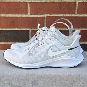 Size 10.5 Women Nike Air Zoom Vomero 14 Running Shoes Platinum White CK1971-002